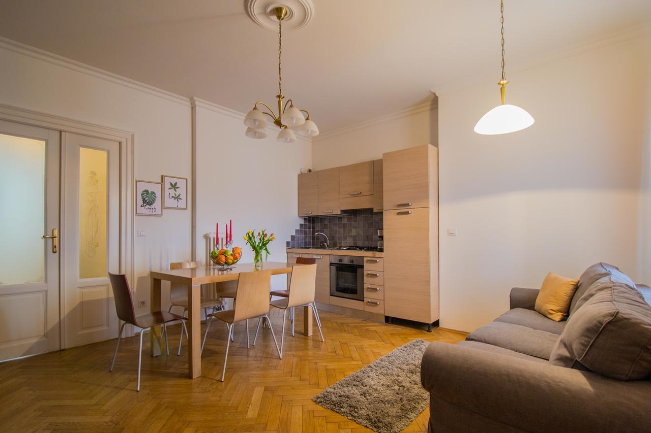 National Theater Ruterra Flat Apartment